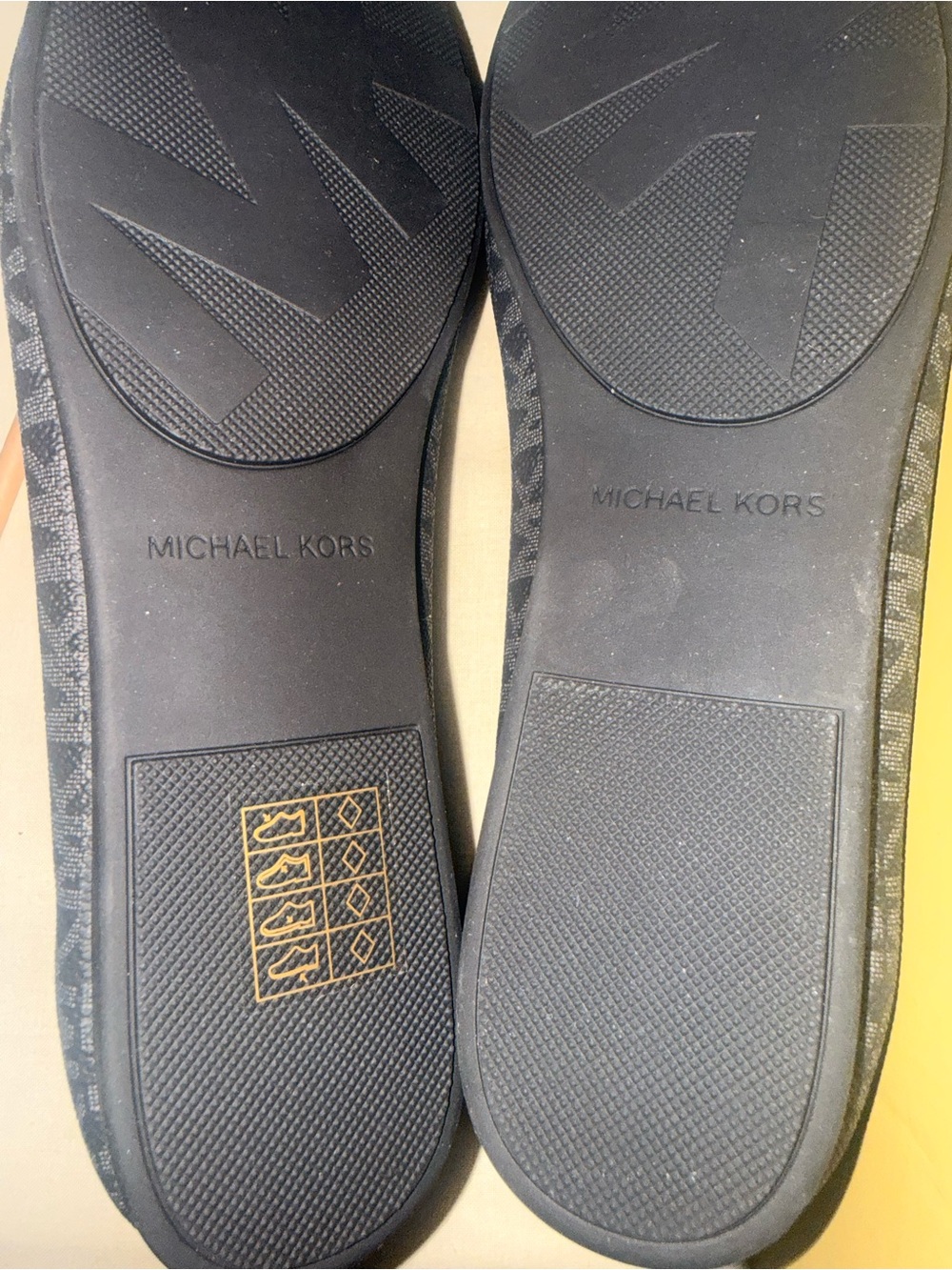 MICHAEL Michael Kors Black Leather MK Logo Slip-Ons - Picture 2 of 3